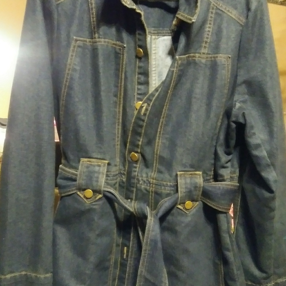 Long denim jacket like new